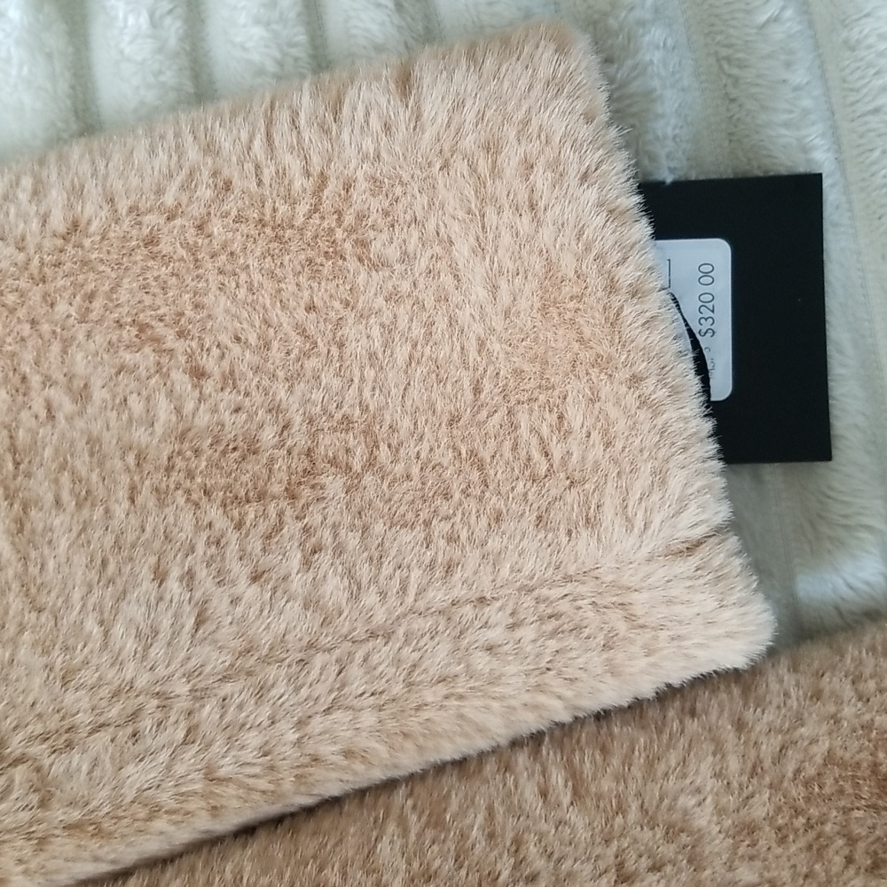 DKNY Women's Wool Coat NEW - Picture 9 of 10